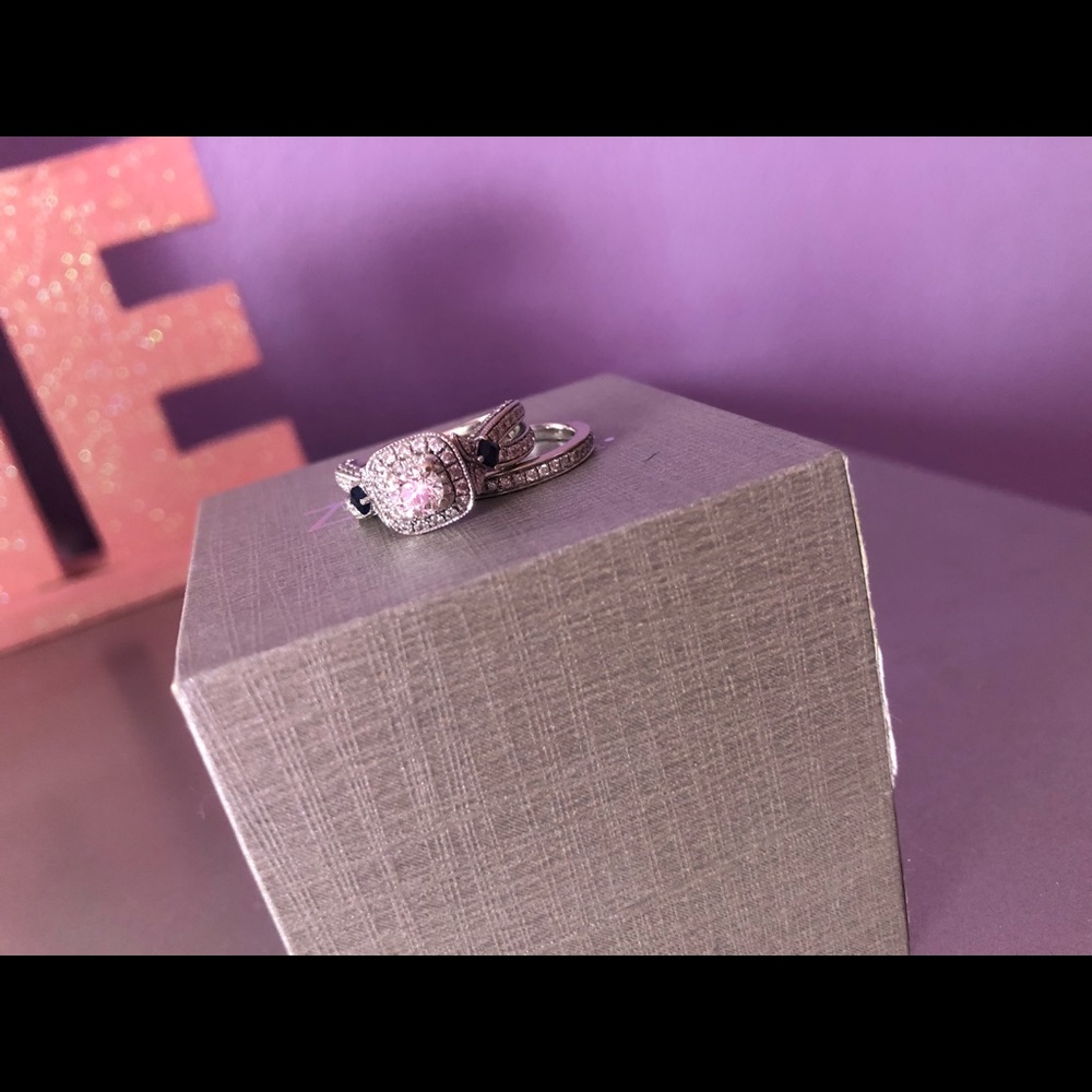 Wedding ring set - Picture 4 of 4